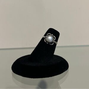 Elegant Sterling Silver Ring